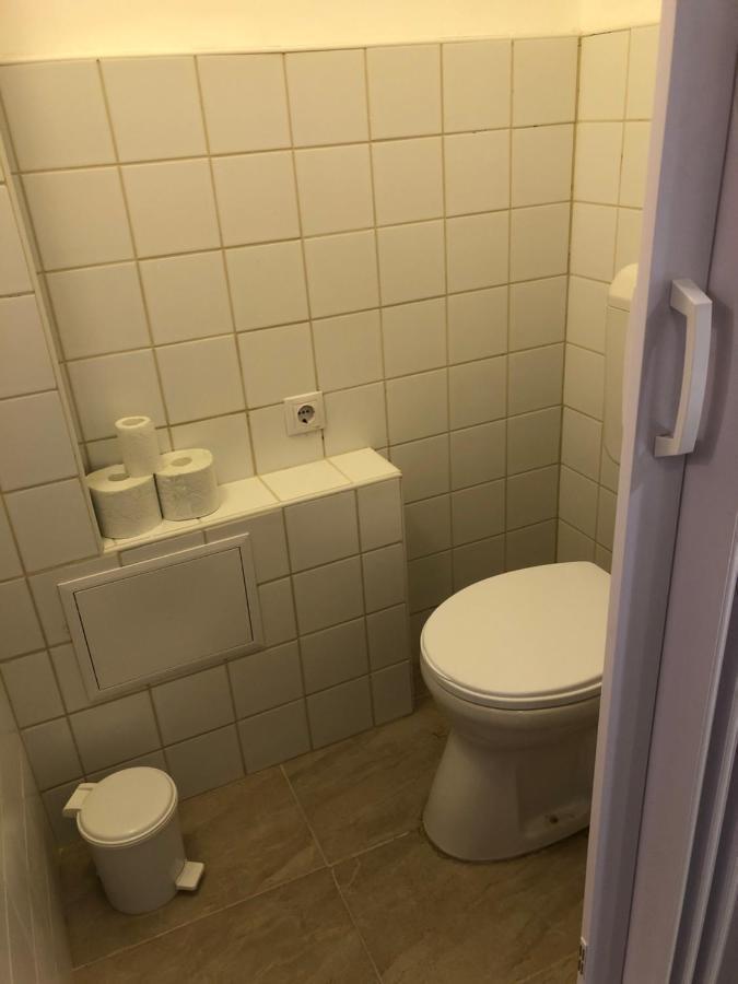 Apartman Becsi Utca Sopron Eksteriør billede